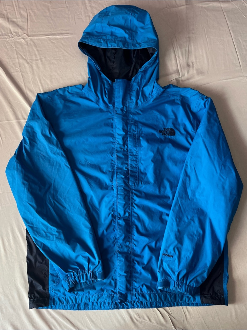 The North Face Men’s Blue Hooded Rainshell Jacket